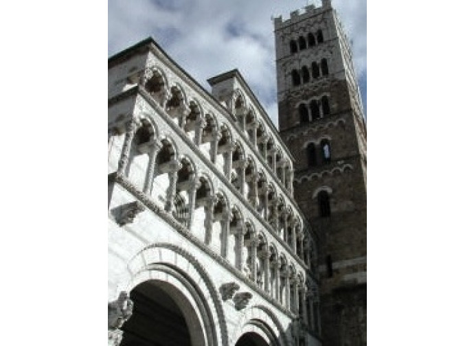 La cattedrale di San Martino a Lucca La cattedrale di San Martino a Lucca