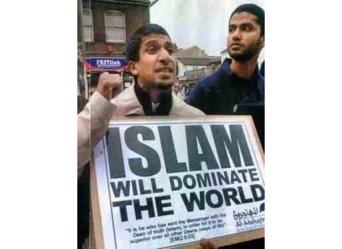 L'islam minaccia l'Europa L'islam minaccia l'Europa