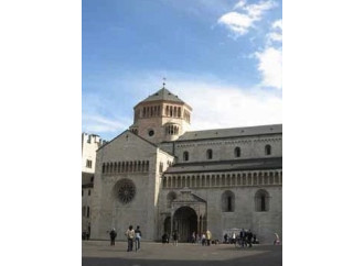 Nella cattedrale girano i raggi della Ruota della Fortuna