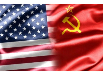 La Santa Russia e gli Usa socialisti. E c'è poco da ridere