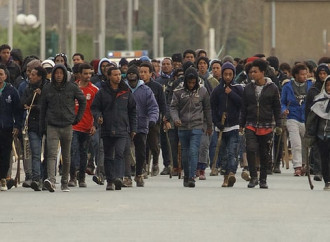 Sale la tensione a Calais dopo gli scontri del 1° febbraio