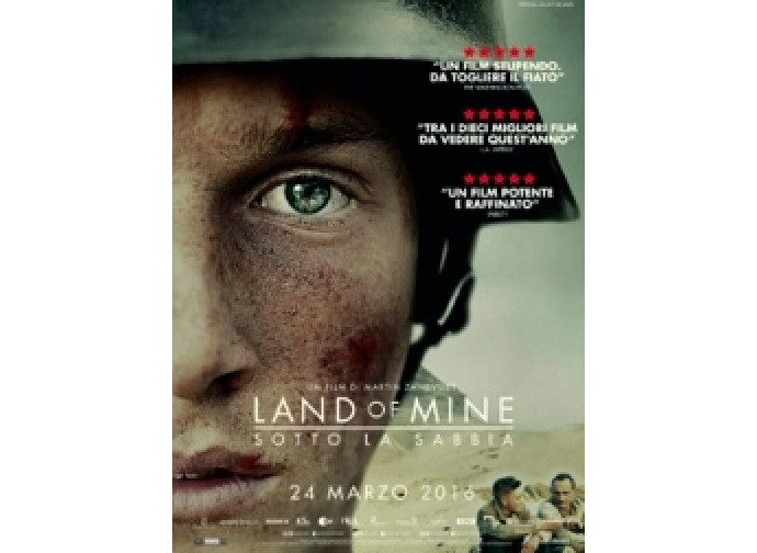 La locandina del film Unter sandet La locandina del film Unter sandet