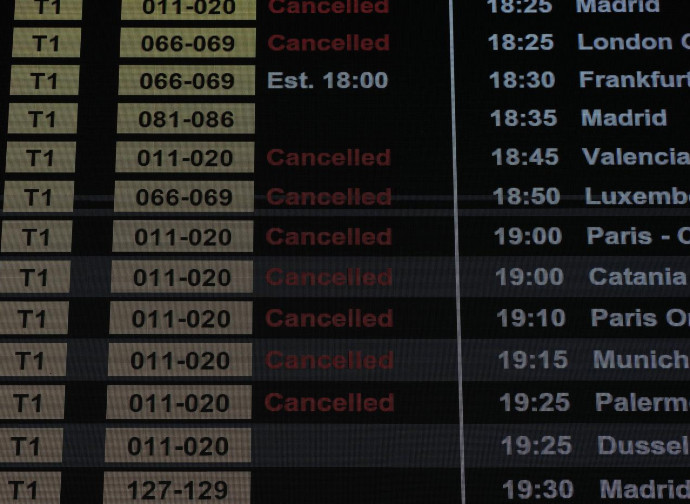 Voli cancellati Voli cancellati