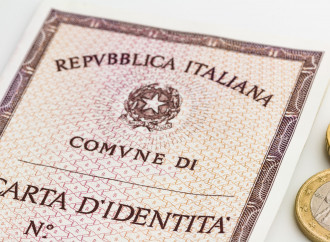 Carta d'identità: Famiglie Arcobaleno contro Salvini