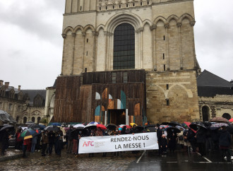 “Ridateci la Messa”, francesi in lotta per i diritti di Dio