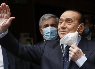 Berlusconi: i messaggi del Papa e della Cei