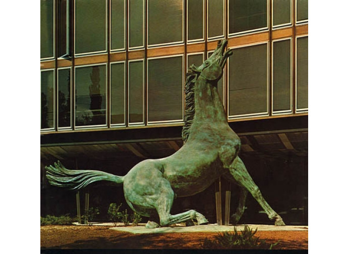 Il cavallo rampante di Viale Mazzini Il cavallo rampante di Viale Mazzini