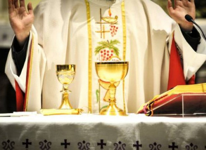 I Frati Possono Celebrare La Messa Celebrare Messa sarebbe obbedienza piena - La Nuova Bussola Quotidiana