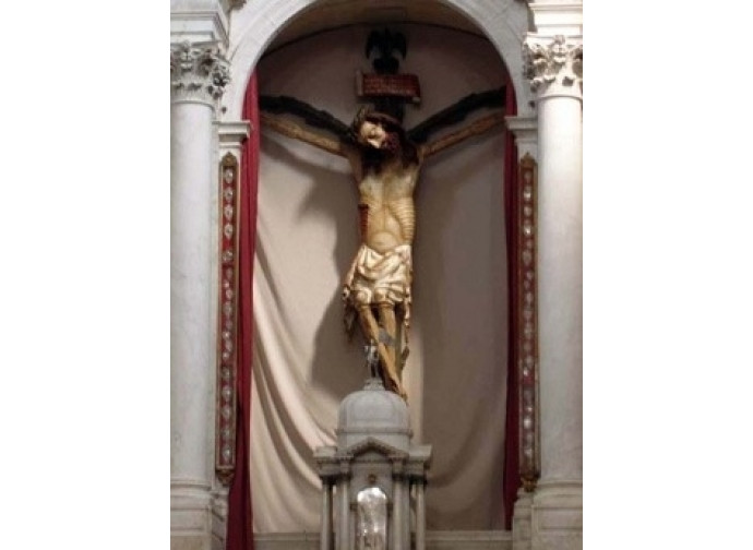 Il Crocefisso nella chiesa di san Domenico a Chioggia Il Crocefisso nella chiesa di san Domenico a Chioggia