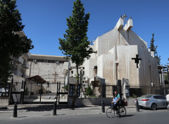 Siria, una Pasqua al chiuso con la paura dei bombardamenti