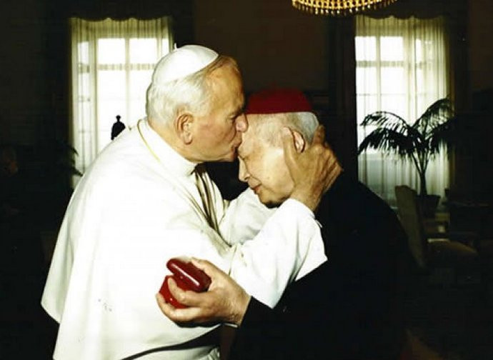 Giovanni Paolo II con il cardinale Kung Pinmei Giovanni Paolo II con il cardinale Kung Pinmei
