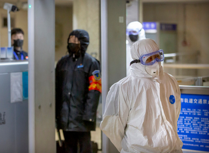 Controlli in tutti gli aeroporti per il virus cinese Controlli in tutti gli aeroporti per il virus cinese