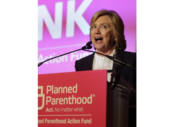 La Clinton parla al Planned Parenthood La Clinton parla al Planned Parenthood