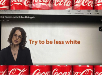 Coca-Cola ai suoi dipendenti: «Chi è bianco è razzista»