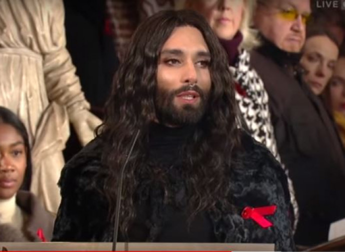 Conchita Wursta all'ambone