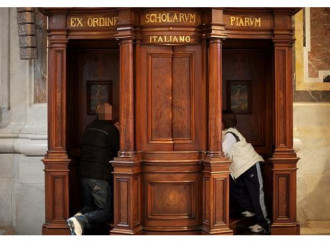 Inizia l'opera di demolizione del segreto confessionale