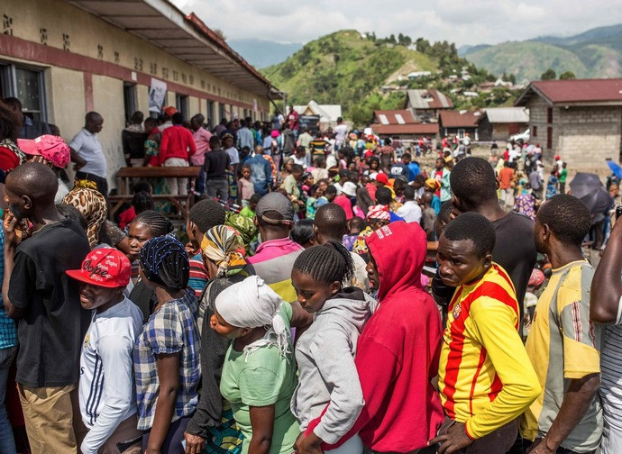 Fila per votare in un seggio del Nord Kivu