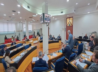 Molise, la destra cede
