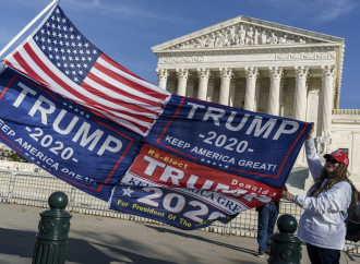 La Corte Suprema respinge il Texas. Biden è presidente