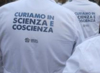 Toh, adesso ammettono che il Covid si può curare a casa