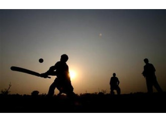 Pakistan, la polizia rastrella un quartiere cristiano (per una partita di cricket)