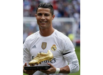 Ronaldo, Re Mida del business dell'utero in affitto