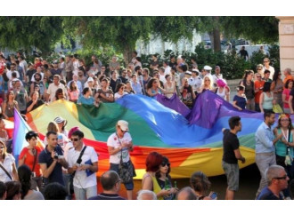 Tendenza gay: ecco cosa dice il Catechismo della Chiesa