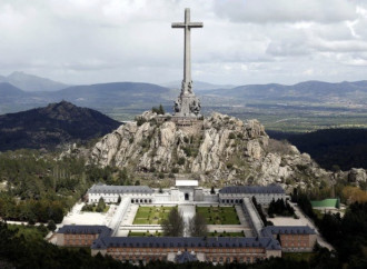 Attacco alla Chiesa: in Spagna cacceranno i Benedettini