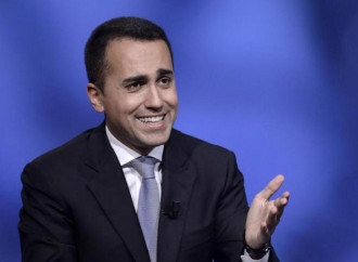 Slogan, slide e illusioni. La politica che non cambia