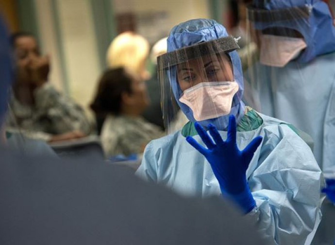 Squadre di soccorso per ebola