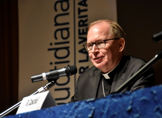 Il cardinal Eĳk ospite della Nuova BQ