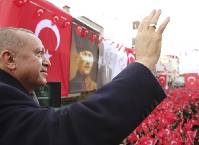 Erdogan, comizio a Smirne Erdogan, comizio a Smirne