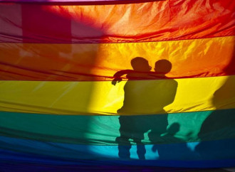 Corte europea condanna l'Italia per non aver riconosciuto le "nozze" gay celebrate all'estero