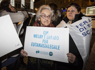Eutanasia, la logica perversa della legge dei radicali