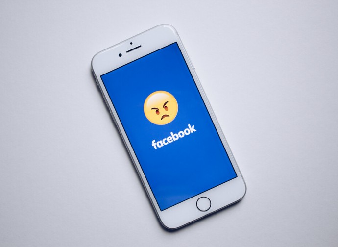 Facebook Facebook