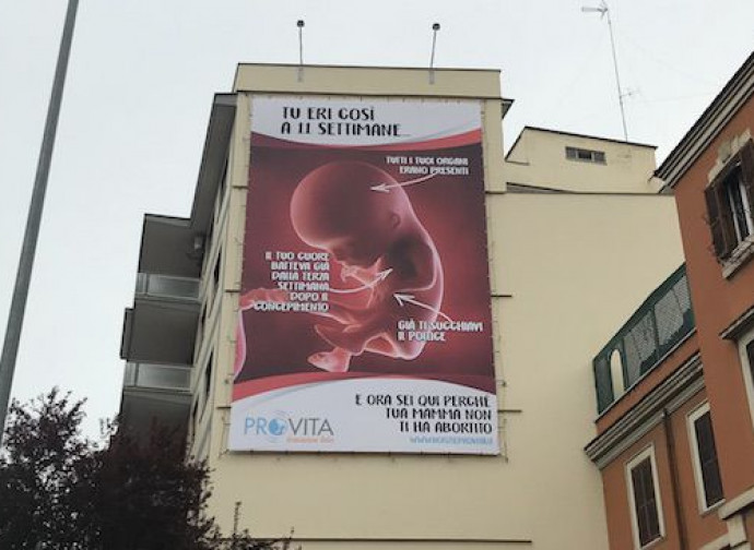 Il poster di ProVita a Roma