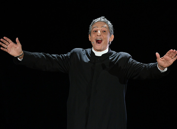 Fiorello apre il Festival di Sanremo Fiorello apre il Festival di Sanremo