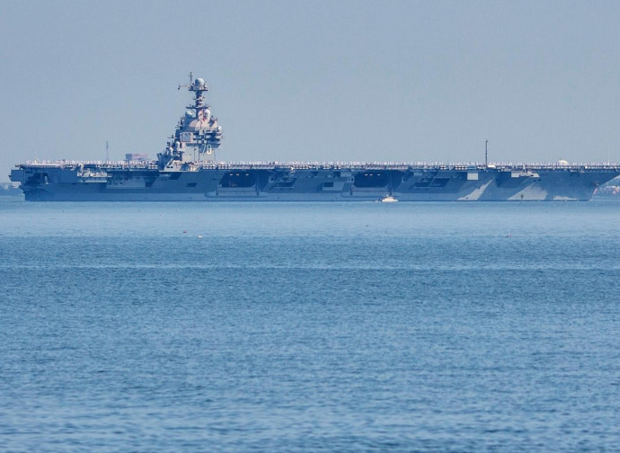 La portaerei USS Ford, fra le unità schierate nei Caraibi (La Presse)