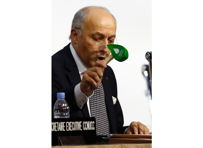 COP21, Fabius dichiara raggiunto l'accordo