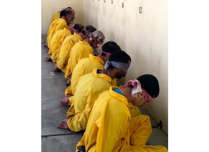 Jihadisti dell'Isis prigionieri nel carcere di Falluja in Iraq Jihadisti dell'Isis prigionieri nel carcere di Falluja in Iraq