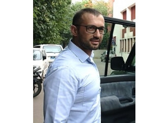 Girone torna 
a casa, ma 
l'India resiste