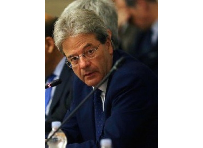 Il ministro degli Esteri Gentiloni Il ministro degli Esteri Gentiloni
