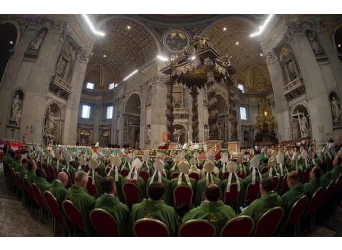 I Padri del Sinodo in San Pietro