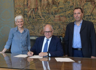 Roma, 3 certificati con 2 mamme