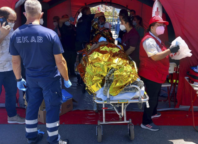 Grecia, primi soccorsi Grecia, primi soccorsi
