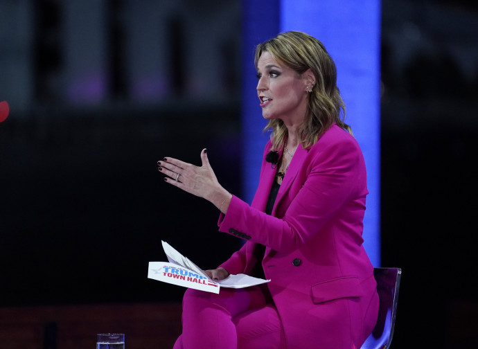 Savannah Guthrie "interroga" Trump Savannah Guthrie "interroga" Trump