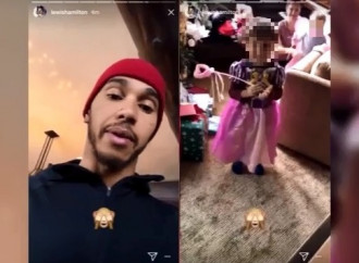 Hamilton rimprovera il nipote vestito da principessa e poi chiede scusa