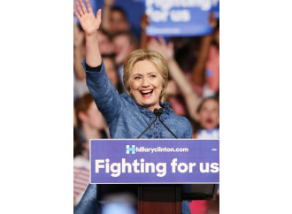 Hillary vince, ma Sanders punta a un golpe di partito