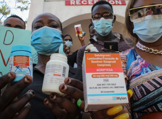 Kenya, la protesta per i farmaci anti-retrovirali