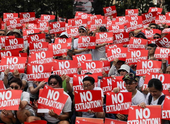 Hong Kong. La protesta contro la nuova norma sull'estradizione Hong Kong. La protesta contro la nuova norma sull'estradizione